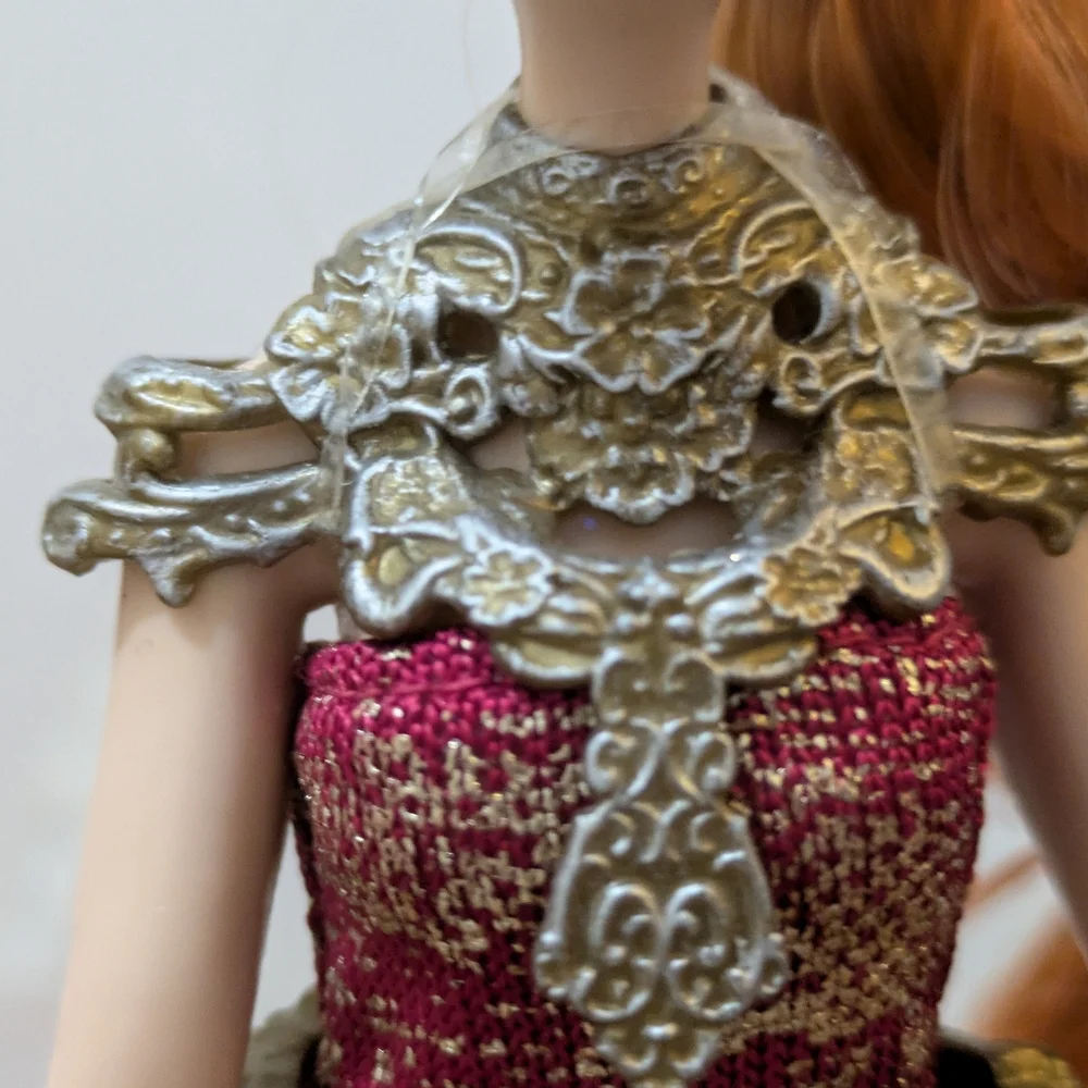 Ever After High Dragon Games Holly O’Hair Doll